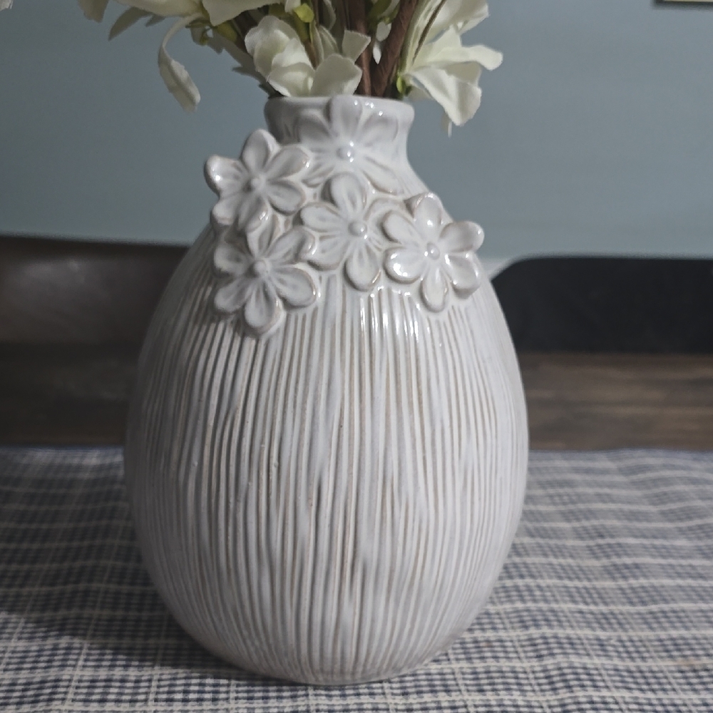 Ceramic Floral Accent Vase - Cream/tan Color